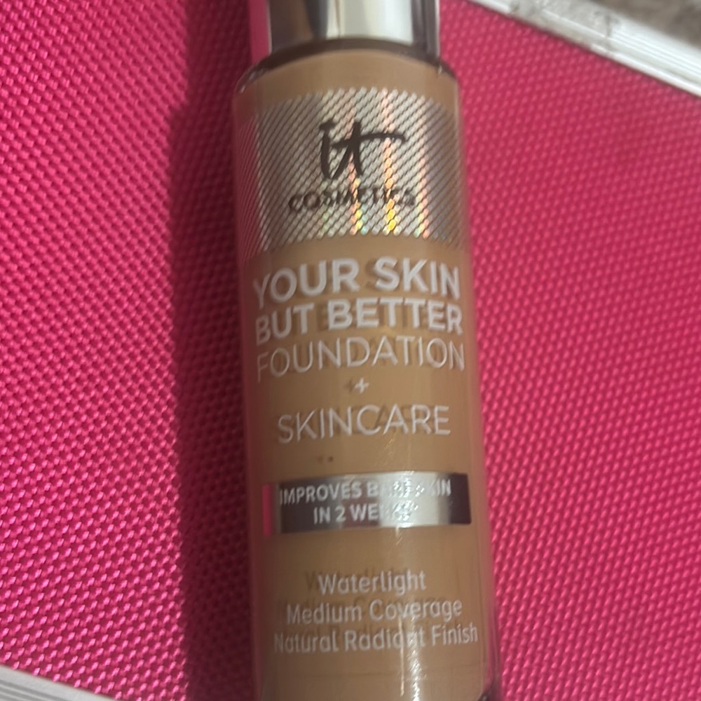 IT Cosmetics Your Skin But Better Foundation - Tan